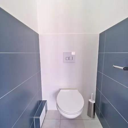 Apartment - Jacuzzi - Sauna - Air Conditioning